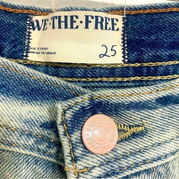 We The Free Unknown Legend Mid Rise Skinny Distressed Buttonfly Jeans NWT Sz 25 - Picture 3 of 13